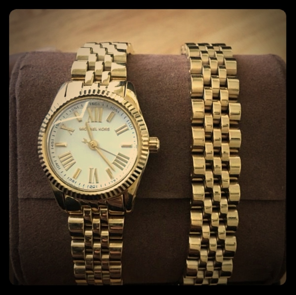Michael kors watch/bracelet combo
